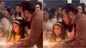 Salman performs aarti with Ayat at Arpita’s house