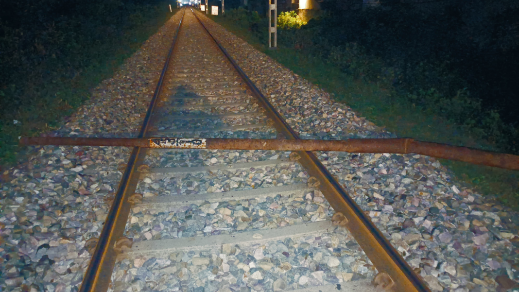 another-train-sabotage?-iron-pole-placed-across-rly-track-in-u’khand