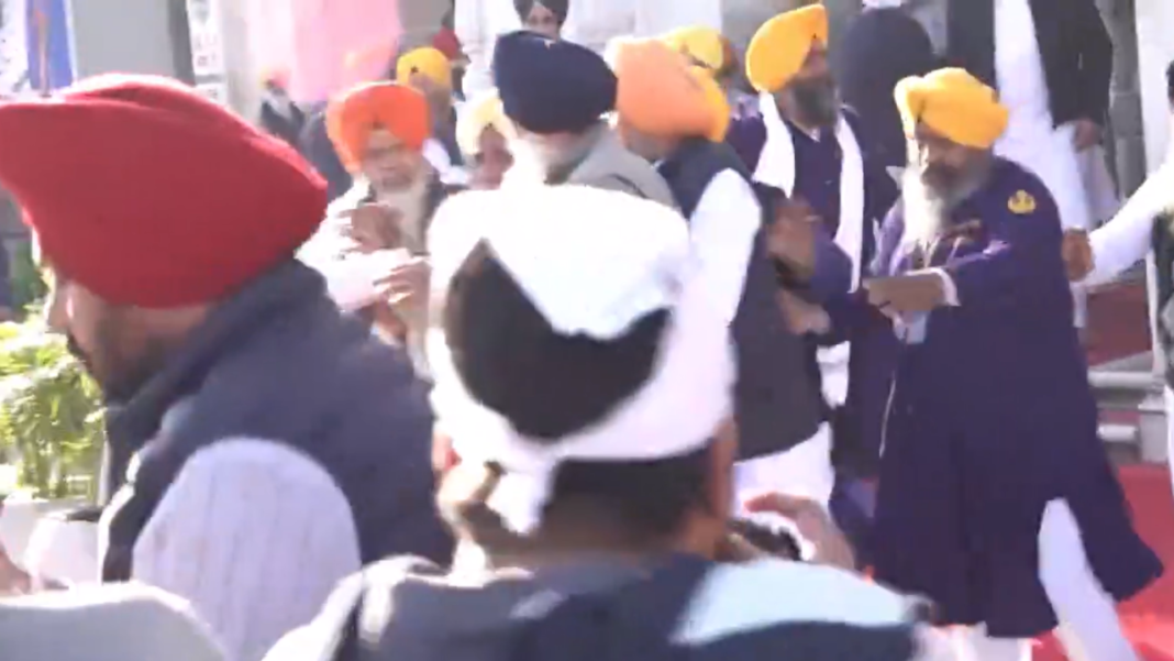 man-shoots-at-sad-leader-sukhbir-singh-badal-outside-golden-temple-in-amritsar