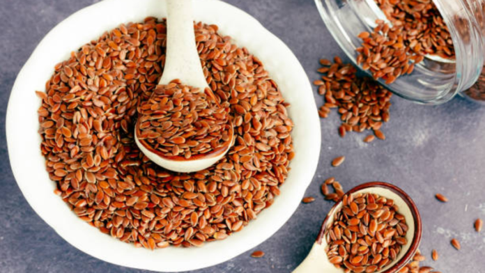 9-reasons-to-have-a-spoon-of-flaxseed-powder